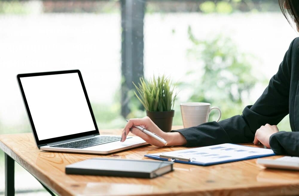 Graphics Designing FAQs - Expert Answers from Parentheses